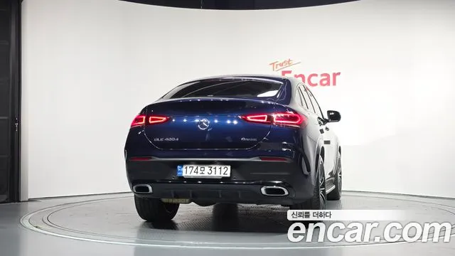 Mercedes-Benz GLE-Class — Фото автомобиля 4
