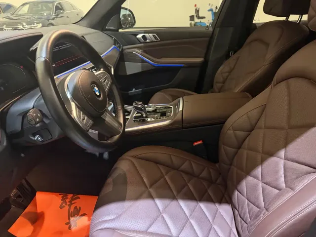 BMW X5 — Фото автомобиля 11