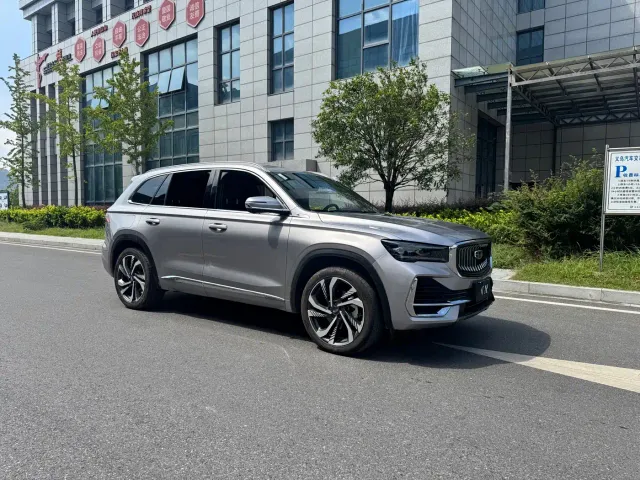 Geely Xingyue L — Фото автомобиля 4