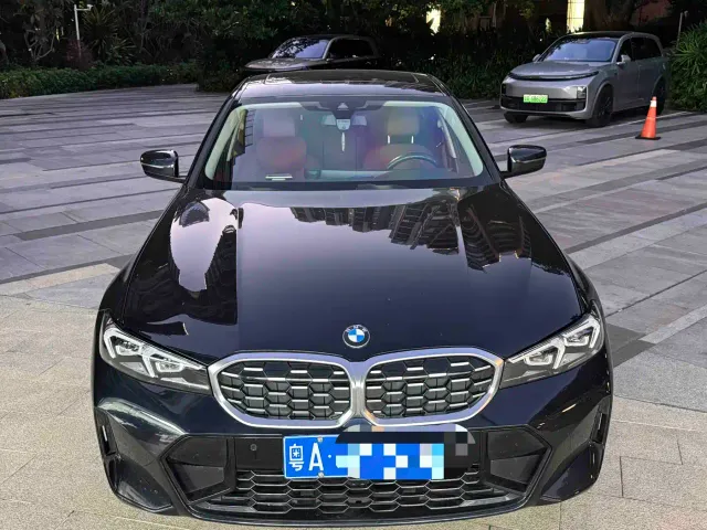 BMW 3 Series — Фото автомобиля 2