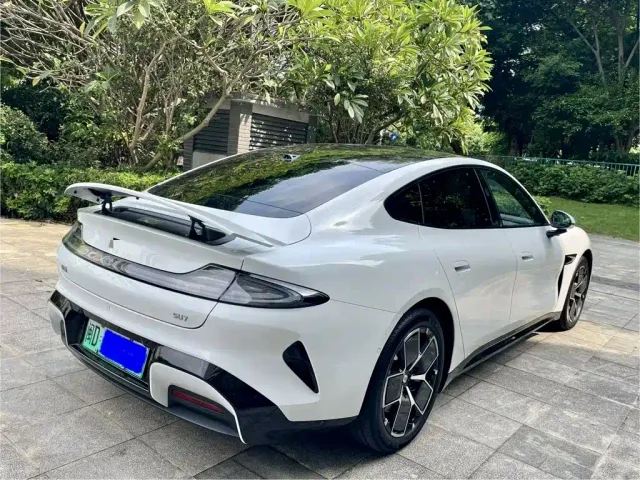 Xiaomi SU7 — Фото автомобиля 6