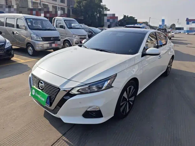 Фотография автомобиля — Nissan Teana