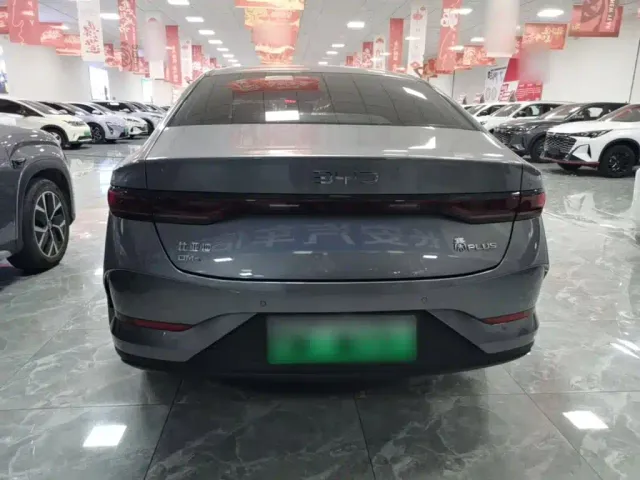 BYD Qin PLUS — Фото автомобиля 5