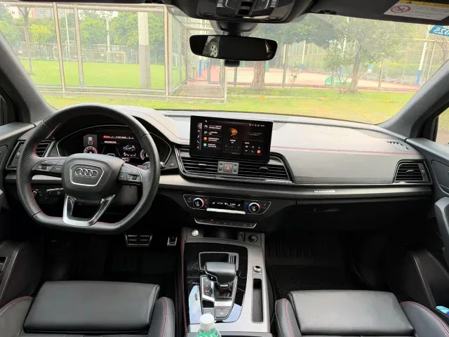 Audi Q5L Sportback — Фото автомобиля 16