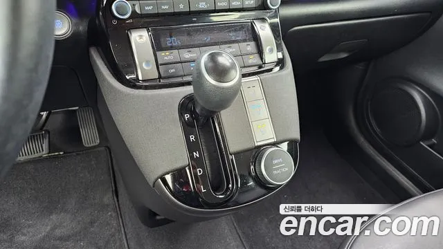 Hyundai Casper — Фото автомобиля 9