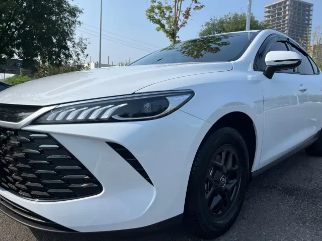 BYD Qin PLUS — Фото автомобиля 4
