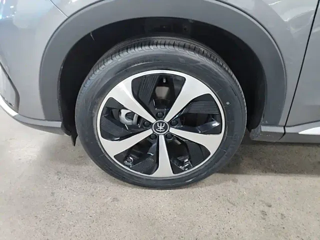 BYD Song PLUS — Фото автомобиля 22