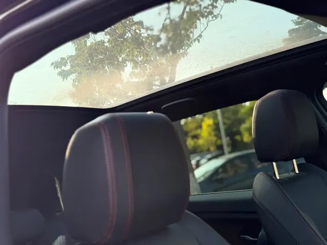 Land Rover Discovery Sport — Фото автомобиля 14