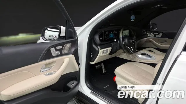 Mercedes-Benz GLS-Class — Фото автомобиля 10
