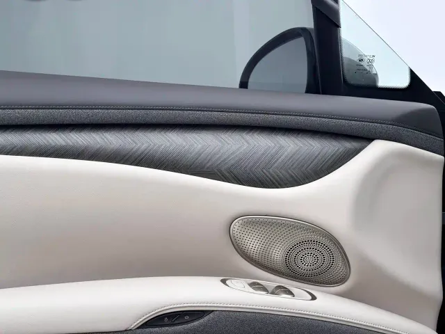 IM Motors LS6 — Фото автомобиля 8