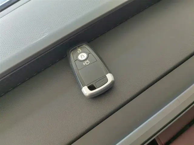 Ford Mondeo — Фото автомобиля 16