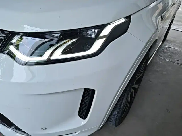Land Rover Discovery Sport — Фото автомобиля 23