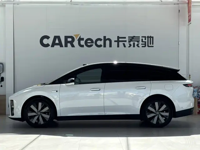 Li Auto i6 — Фото автомобиля 7