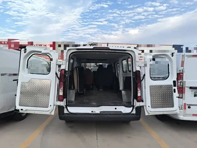 JMC E-Fushun — Фото автомобиля 18