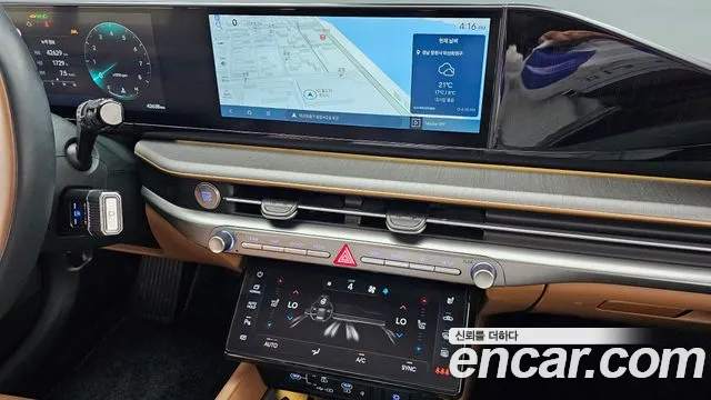 Hyundai Grandeur Grandeur (GN7) 3.5 Бензин 4WD — Фото автомобиля 12