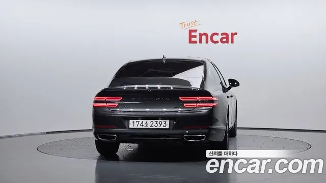 Genesis G80 Бензин 2.5 турбо AWD — Фото автомобиля 2