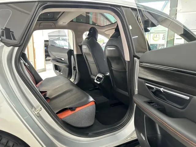 Xpeng P7 — Фото автомобиля 13