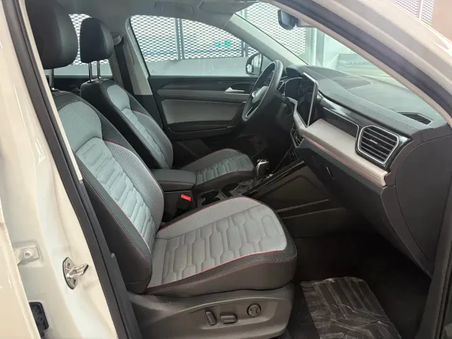 Volkswagen Tayron — Фото автомобиля 4