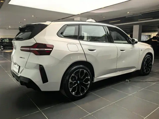 BMW X3 — Фото автомобиля 4