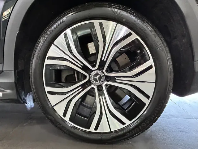 Mercedes-Benz EQE SUV — Фото автомобиля 8