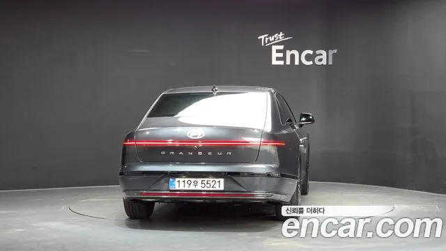 Hyundai Grandeur GN7 — Фото автомобиля 4