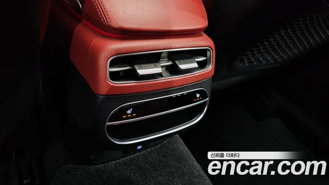 Genesis GV70 2.2 Дизель AWD — Фото автомобиля 17