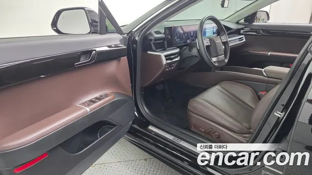 Hyundai Grandeur GN7 — Фото автомобиля 15