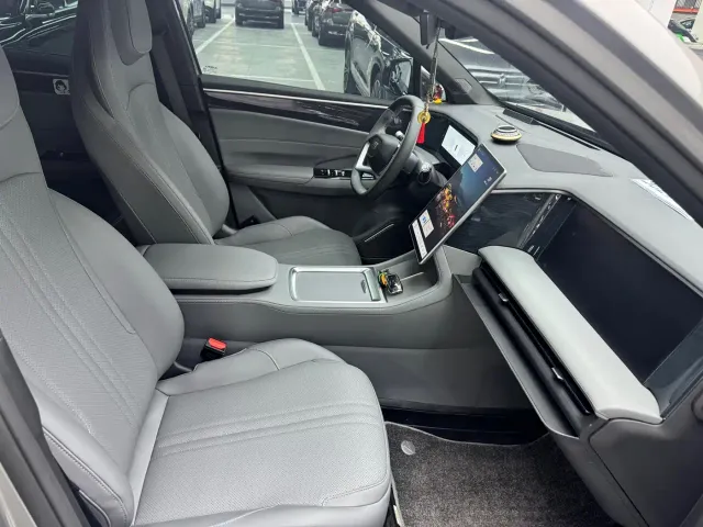 Geely Galaxy L7 — Фото автомобиля 11