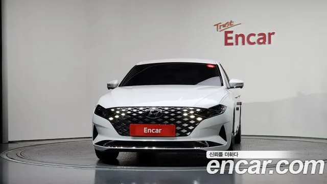 Hyundai Grandeur Новый Grandeur IG — Фото автомобиля 3