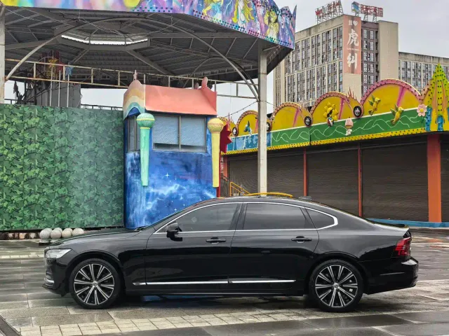 Volvo S90 — Фото автомобиля 7