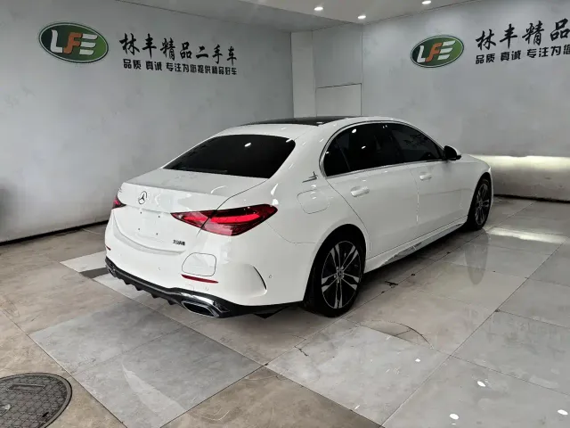 Mercedes-Benz C-Class — Фото автомобиля 5