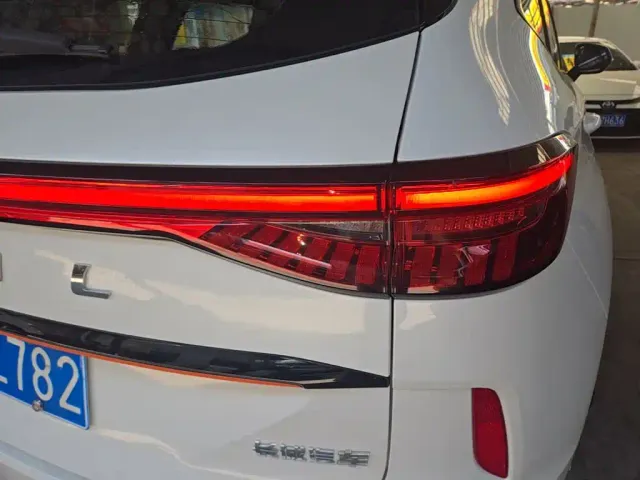 Haval H6 — Фото автомобиля 7