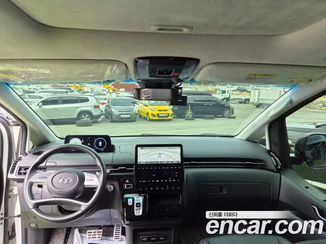 Hyundai Staria — Фото автомобиля 14
