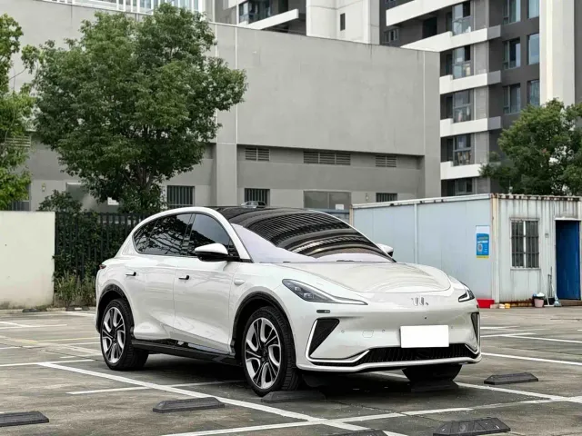IM Motors LS7 — Фото автомобиля 4