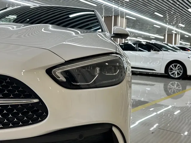 Mercedes-Benz C-Class — Фото автомобиля 13