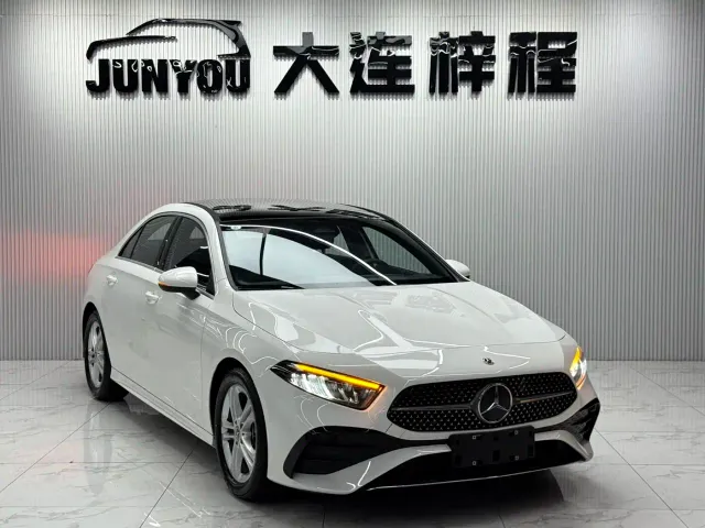 Mercedes-Benz A-Class — Фото автомобиля 3