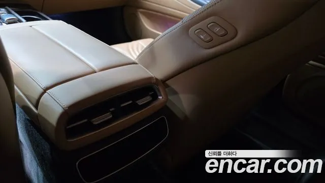 Genesis G80 Бензин 3.5 турбо AWD — Фото автомобиля 27