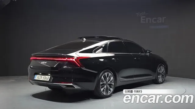 Kia K8 — Фото автомобиля 2
