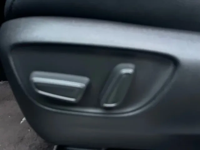 Toyota Sienna — Фото автомобиля 29