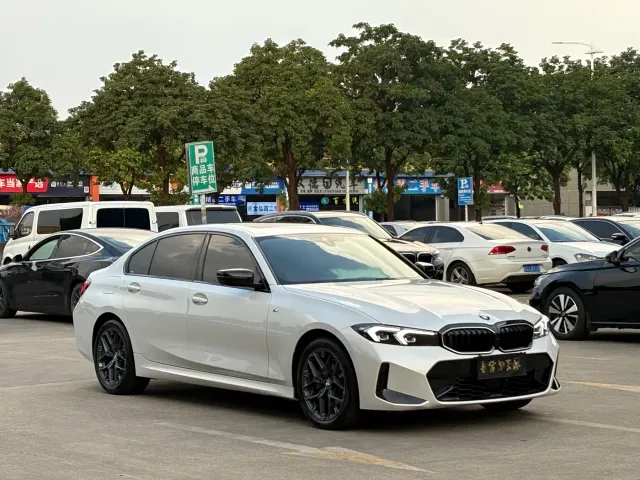 BMW 3 Series — Фото автомобиля 3