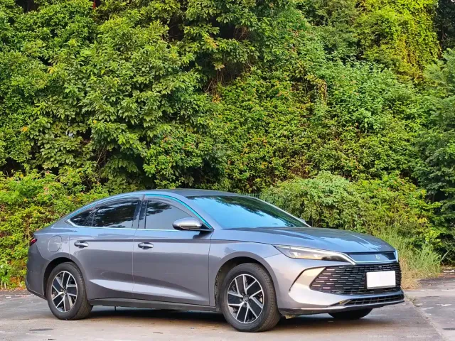 BYD Qin L — Фото автомобиля 2