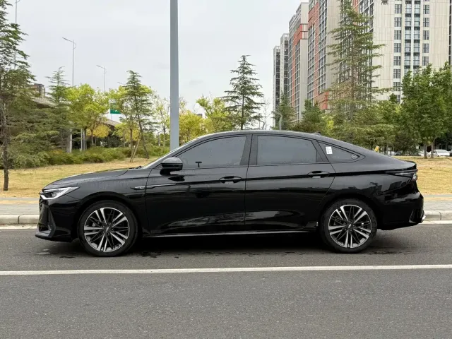 Chery Arrizo 8 — Фото автомобиля 3