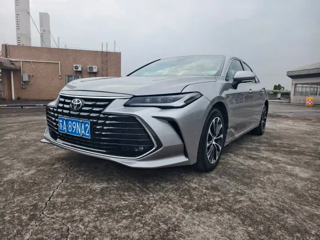 Фотография автомобиля — Toyota Avalon