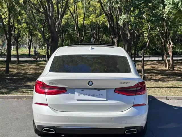 BMW 6 Series Gran Turismo — Фото автомобиля 5