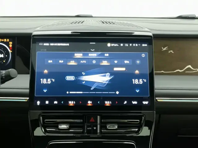 GAC Trumpchi M8 — Фото автомобиля 12