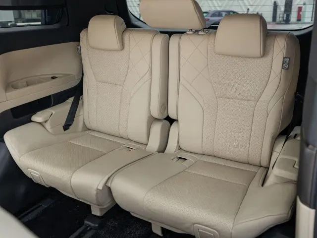Toyota Alphard 2024 Hybrid 2.5L Prestige Edition — Фото автомобиля 23