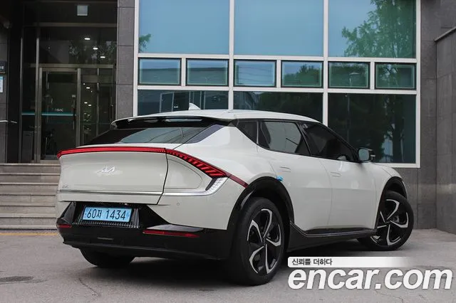 Kia EV6 — Фото автомобиля 6