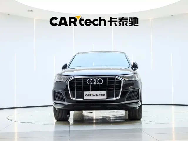 Audi Q7 — Фото автомобиля 2