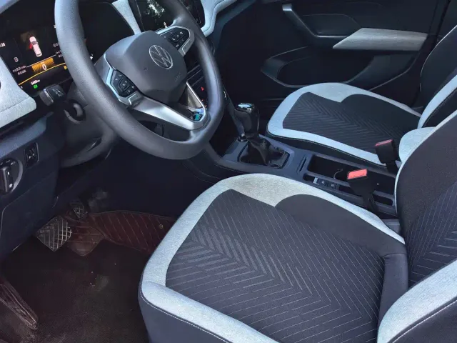 Volkswagen Tharu — Фото автомобиля 3