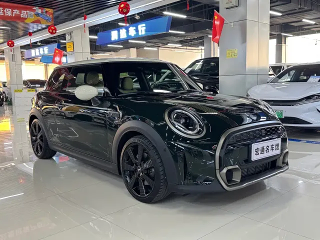 MINI Hatch — Фото автомобиля 3